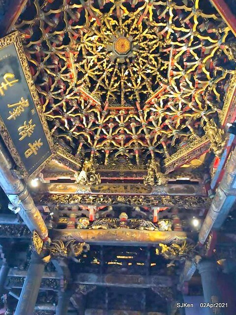 「龍山寺」(Longshan temple), Taipei, Taiwan, SJKen, Apr 2,2021.