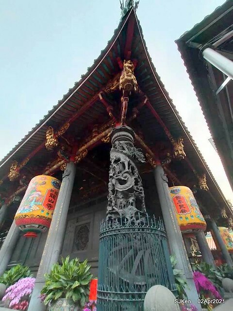 「龍山寺」(Longshan temple), Taipei, Taiwan, SJKen, Apr 2,2021.