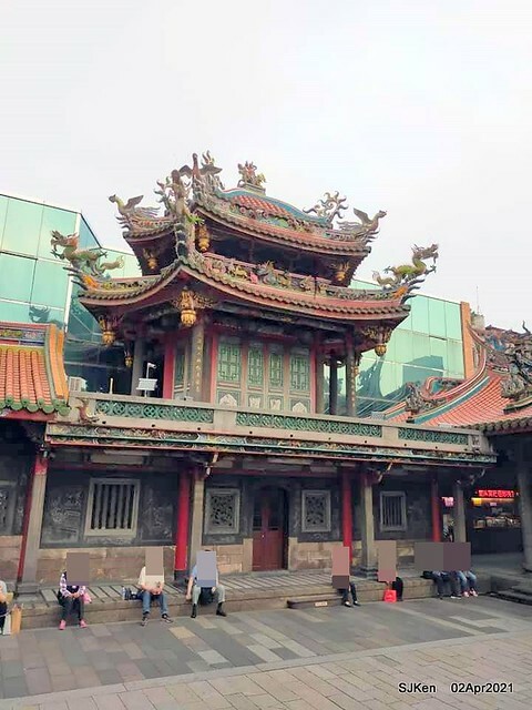 「龍山寺」(Longshan temple), Taipei, Taiwan, SJKen, Apr 2,2021.