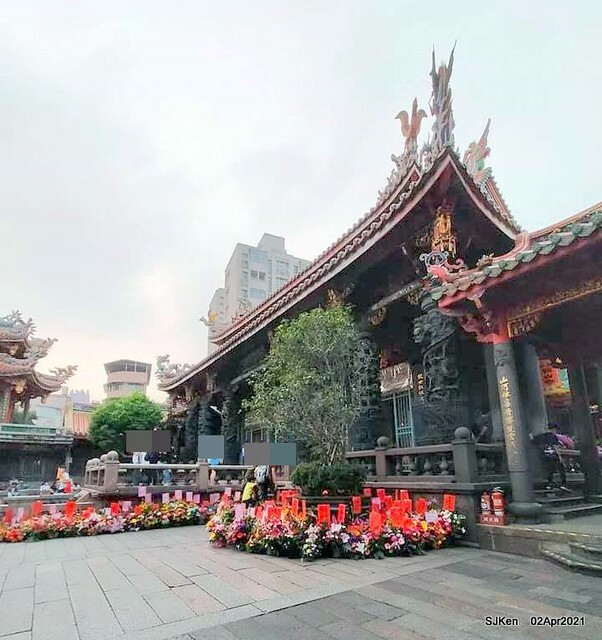 「龍山寺」(Longshan temple), Taipei, Taiwan, SJKen, Apr 2,2021.