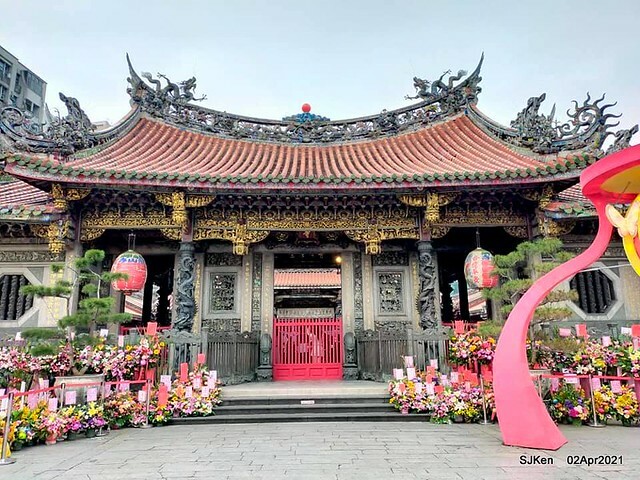 「龍山寺」(Longshan temple), Taipei, Taiwan, SJKen, Apr 2,2021.