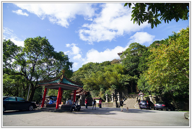 ╠台北旅遊╣香傳百年。悠然不朽-沒有紅楓依然優美愜意-汐止拱北殿