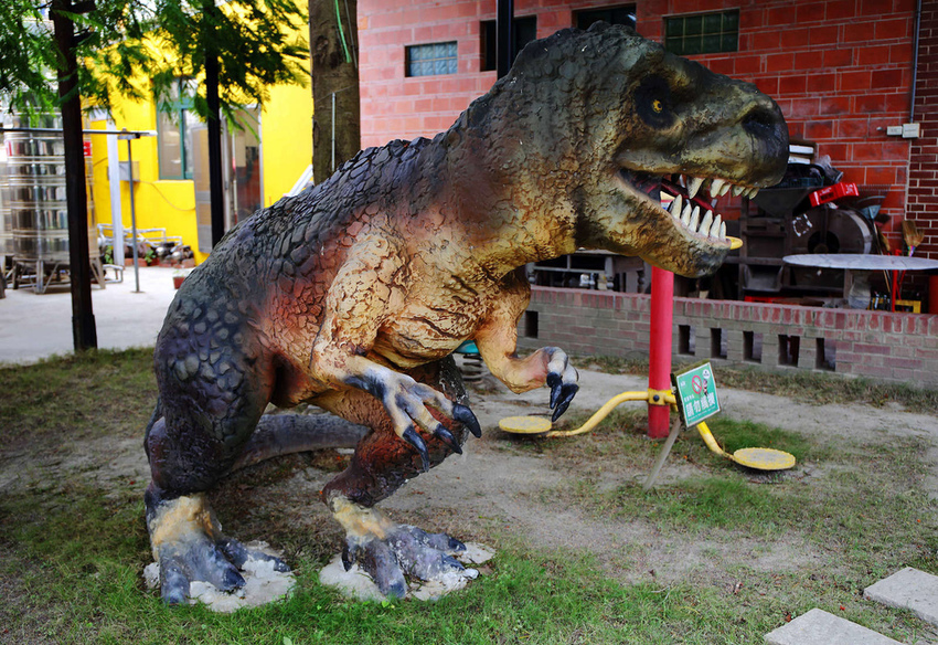 【食。彰化】童年往事莊園民宿〜彰化主題餐廳。懷舊復古餐廳帶我們一同「穿越」回到50年代！(寵物友善民宿+餐廳)