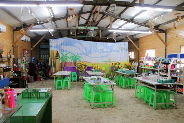 青林農場：【桃園觀音景點】青林農場~南洋風味主題餐廳，乾燥花工坊DIY，搭火車，烤肉，餵兔子，50元門票可全額折抵消費