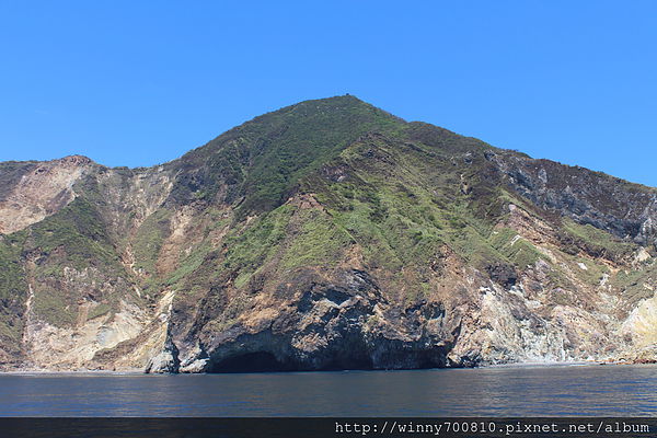 龜山島：宜蘭/頭城【龜山朝日號 賞鯨之旅】乘風破浪，賞鯨豚兼賞龜山島~