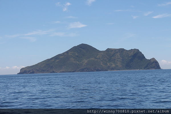 龜山島：宜蘭/頭城【龜山朝日號 賞鯨之旅】乘風破浪，賞鯨豚兼賞龜山島~