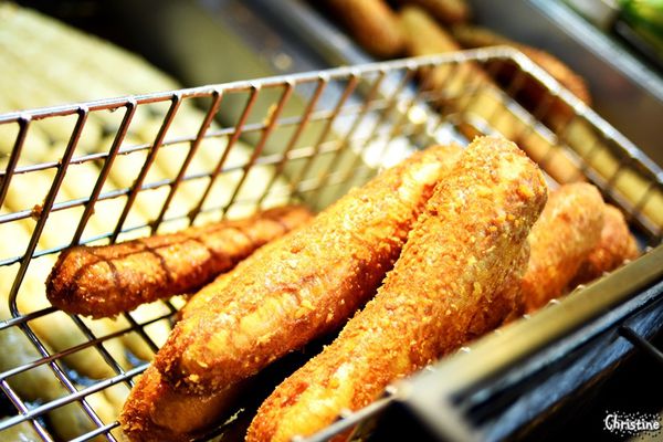 【基隆。美食】 基隆廟口夜市，廟口夜市必吃美食，營養三明治，陳記泡泡冰，愛玉冰，東和蚵仔煎