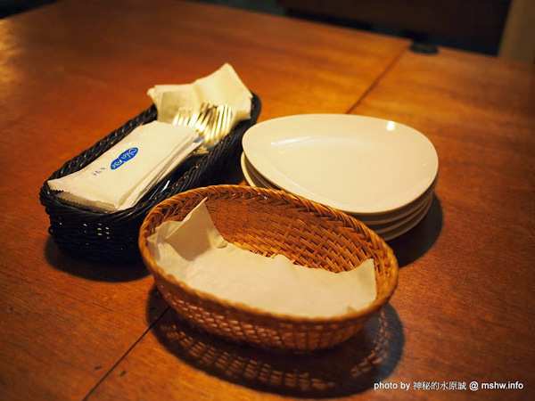 路德威手工啤酒餐廳:【食記】台中西區-路德威手工啤酒餐廳 : 披薩,燉飯都還挺不錯的~打卡如果能換可樂就更好了! 路德威手工啤酒餐廳:【食記】台中西區-路德威手工啤酒餐廳 : 披薩,燉飯都還挺不錯的~打卡如果能換可樂就更好了!