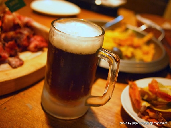 路德威手工啤酒餐廳:【食記】台中西區-路德威手工啤酒餐廳 : 披薩,燉飯都還挺不錯的~打卡如果能換可樂就更好了! 路德威手工啤酒餐廳:【食記】台中西區-路德威手工啤酒餐廳 : 披薩,燉飯都還挺不錯的~打卡如果能換可樂就更好了!