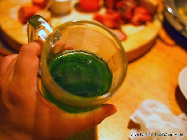 路德威手工啤酒餐廳:【食記】台中西區-路德威手工啤酒餐廳 : 披薩,燉飯都還挺不錯的~打卡如果能換可樂就更好了! 路德威手工啤酒餐廳:【食記】台中西區-路德威手工啤酒餐廳 : 披薩,燉飯都還挺不錯的~打卡如果能換可樂就更好了!