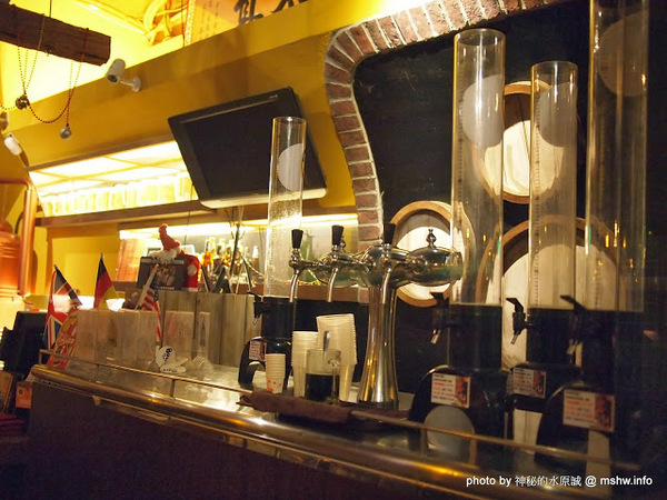 路德威手工啤酒餐廳:【食記】台中西區-路德威手工啤酒餐廳 : 披薩,燉飯都還挺不錯的~打卡如果能換可樂就更好了! 路德威手工啤酒餐廳:【食記】台中西區-路德威手工啤酒餐廳 : 披薩,燉飯都還挺不錯的~打卡如果能換可樂就更好了!