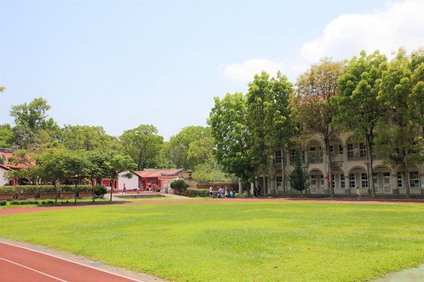 明新書院:【南投景點】集集明新書院~閩南式建築,古錐石虎公仔,祈福金榜題名