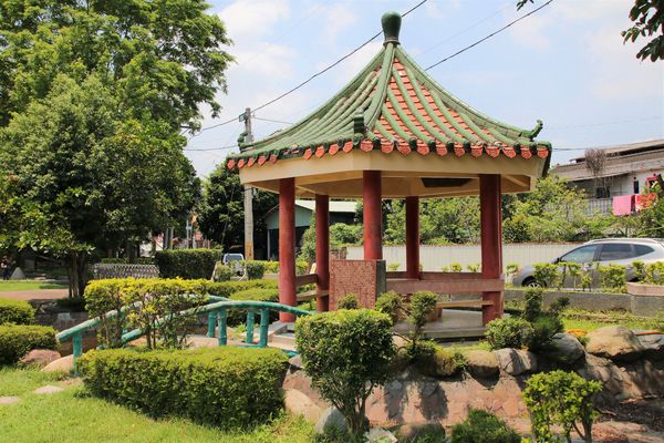 明新書院:【南投景點】集集明新書院~閩南式建築,古錐石虎公仔,祈福金榜題名