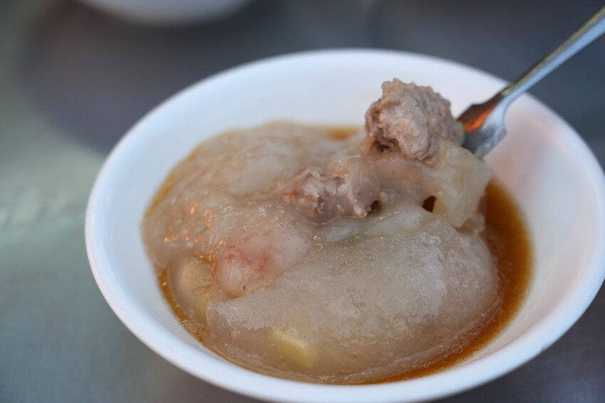 彰化鹿港 肉圓林｜在地人都愛的鹿港市場小吃 三代祖傳老店「肉圓林」皮Q料好多！