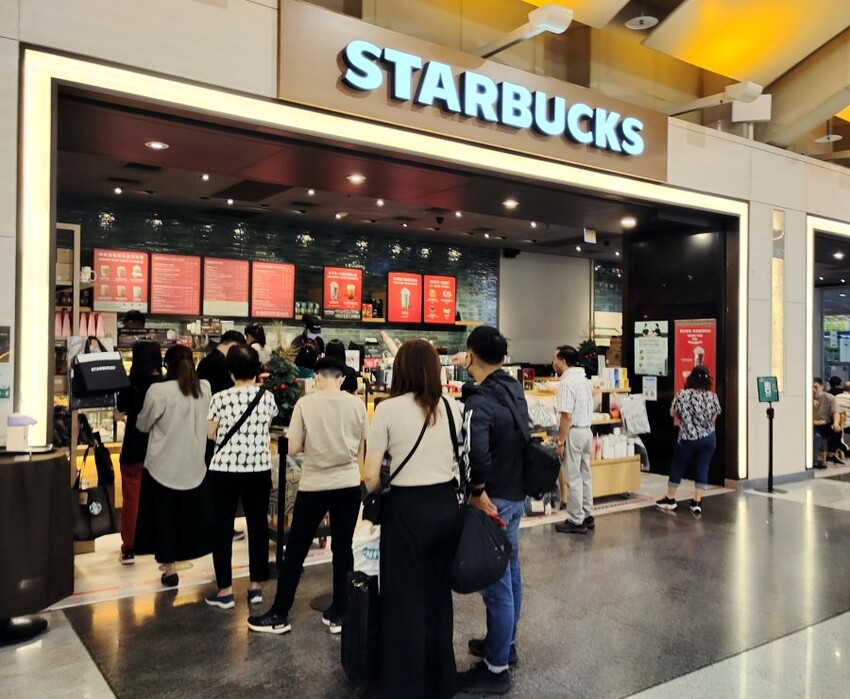 【板橋車站美食】環球購物中心美食懶人包.超過70間美食整理!