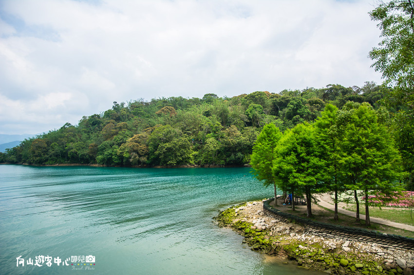 ｜南投景點｜全球十大最美自行車道，向山遊客中心環潭自行車道 - 阿婷的旅行札記。