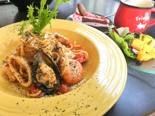 【日月潭美食】魚池餐廳 日光湖畔 氣氛美味創意料理 日月潭環湖步道旁 日月潭煙火節必備餐點