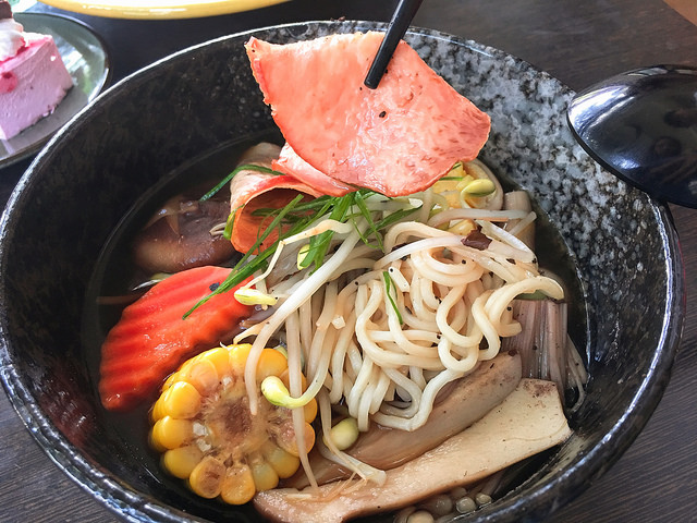 【日月潭美食】魚池餐廳 日光湖畔 氣氛美味創意料理 日月潭環湖步道旁 日月潭煙火節必備餐點