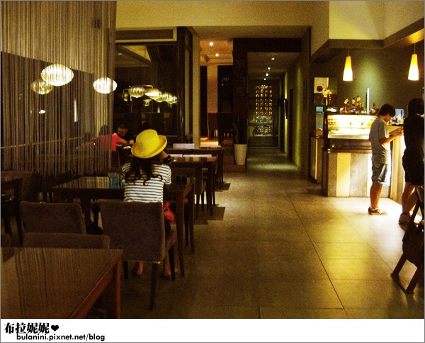 【日月潭美食】日月潭晚餐食記,慵懶氣氛小餐館@日光湖畔