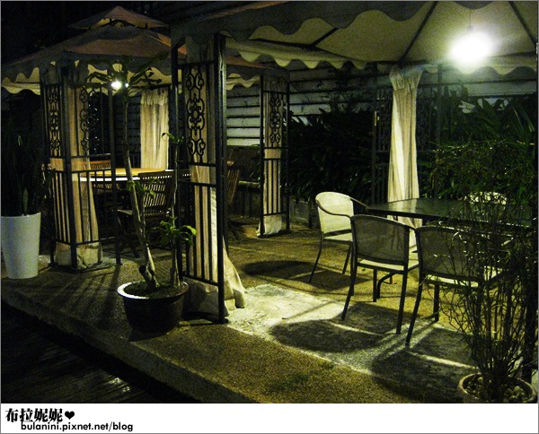 【日月潭美食】日月潭晚餐食記,慵懶氣氛小餐館@日光湖畔