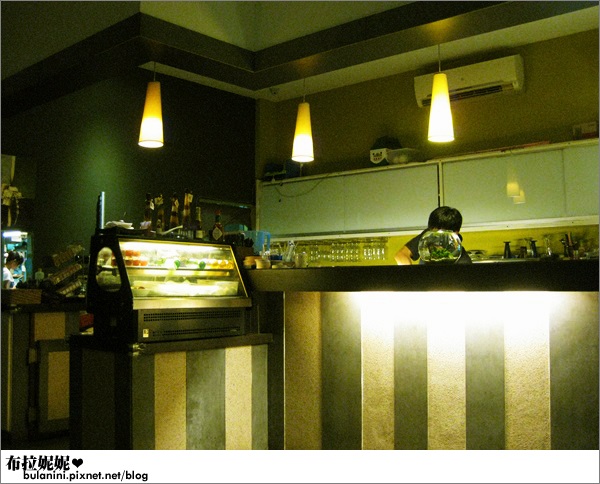 【日月潭美食】日月潭晚餐食記,慵懶氣氛小餐館@日光湖畔