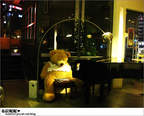 【日月潭美食】日月潭晚餐食記,慵懶氣氛小餐館@日光湖畔