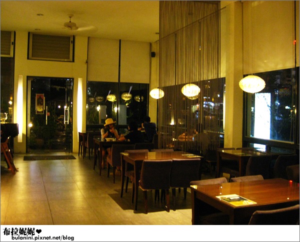 【日月潭美食】日月潭晚餐食記,慵懶氣氛小餐館@日光湖畔