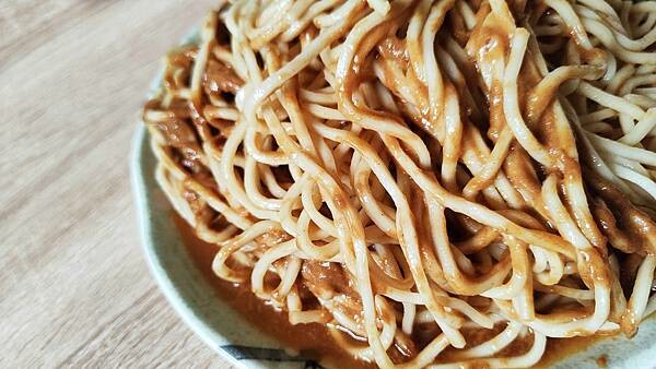 【台北涼麵】阿春媽媽涼麵店 (張春涼麵)|無敵大份量!一個人也吃不完的超大份量涼麵店