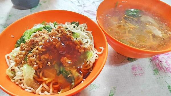 【台北涼麵】阿春媽媽涼麵店 (張春涼麵)|無敵大份量!一個人也吃不完的超大份量涼麵店