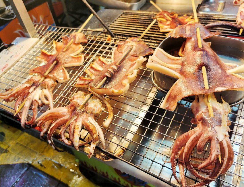 台北寧夏夜市美食．超過30家美味! 地圖、交通、停車場資訊!