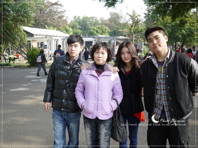 [美食]曬曬陽光來場藝術的饗宴。橋頭糖廠 白屋