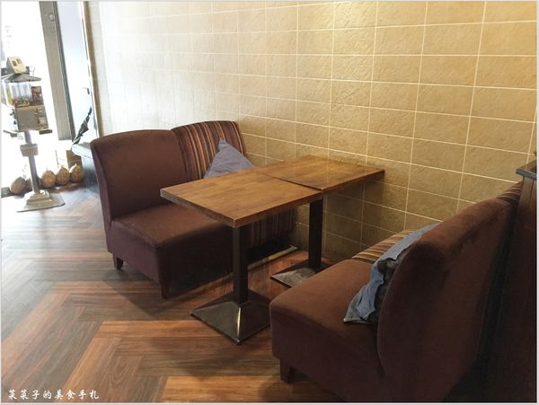 IMG_1972.JPG IMG_1972.JPG