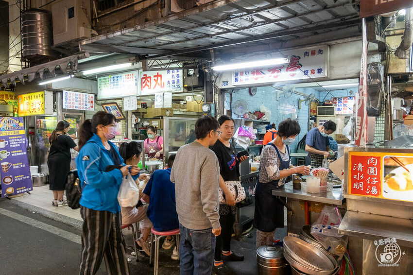台中市豐原區豐原 廟東夜市 | 台中必逛夜市還有廟東！從小吃到大？不～這裡都是爺爺帶路的～