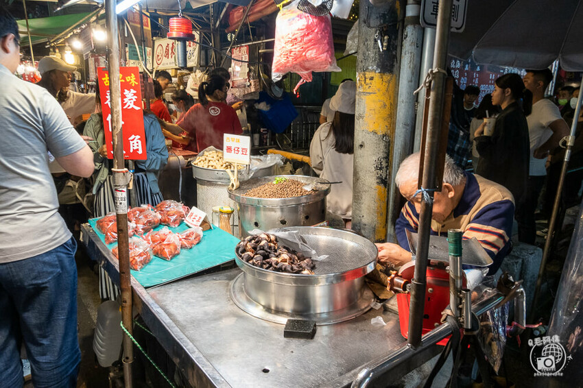 台中市豐原區豐原 廟東夜市 | 台中必逛夜市還有廟東！從小吃到大？不～這裡都是爺爺帶路的～