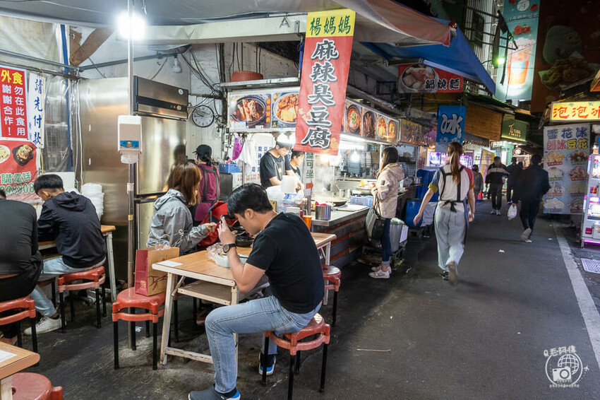 台中市豐原區豐原 廟東夜市 | 台中必逛夜市還有廟東！從小吃到大？不～這裡都是爺爺帶路的～