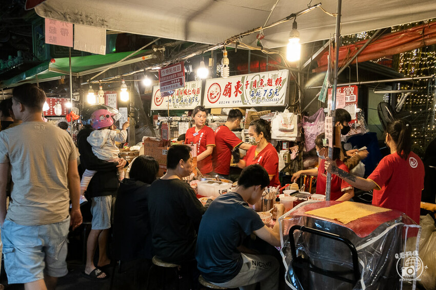 台中市豐原區豐原 廟東夜市 | 台中必逛夜市還有廟東！從小吃到大？不～這裡都是爺爺帶路的～