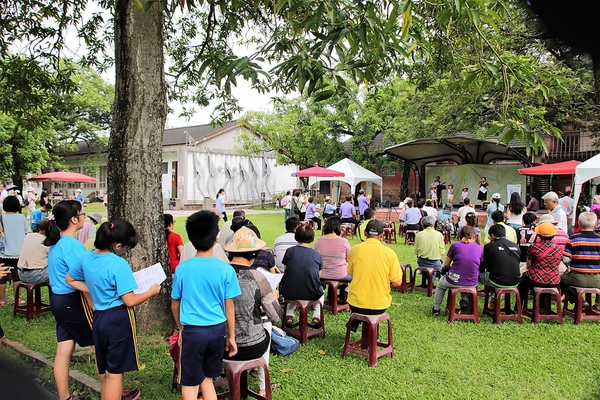 總爺藝文中心:【台南麻豆景點】總爺藝文中心~日式木造建築,腹地廣大藝文展覽空間,環境古樸雅致,適合旅人們全家大小來這遊玩