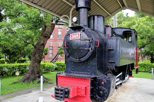 總爺藝文中心:【台南麻豆景點】總爺藝文中心~日式木造建築,腹地廣大藝文展覽空間,環境古樸雅致,適合旅人們全家大小來這遊玩