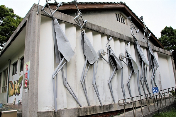 總爺藝文中心:【台南麻豆景點】總爺藝文中心~日式木造建築,腹地廣大藝文展覽空間,環境古樸雅致,適合旅人們全家大小來這遊玩