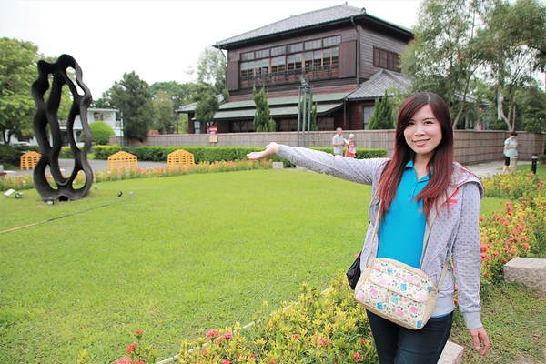 總爺藝文中心:【台南麻豆景點】總爺藝文中心~日式木造建築,腹地廣大藝文展覽空間,環境古樸雅致,適合旅人們全家大小來這遊玩