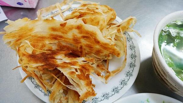 【大稻埕美食】永樂雞捲大王｜從巷弄開到大馬路上的超人氣雞捲店