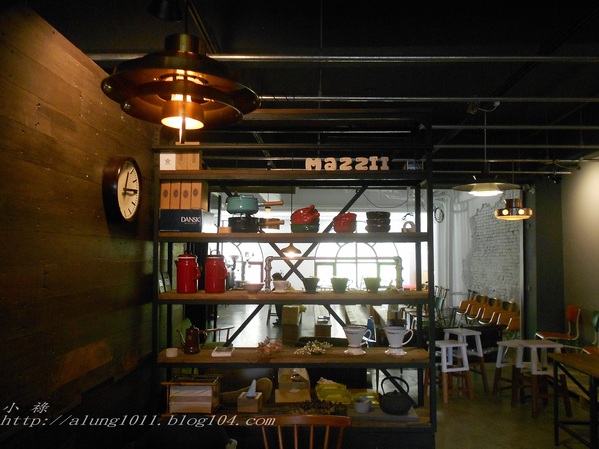 咖啡館+藝文空間的好所在 ..MARS 睦工場