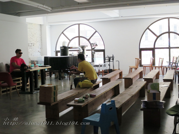 咖啡館+藝文空間的好所在 ..MARS 睦工場