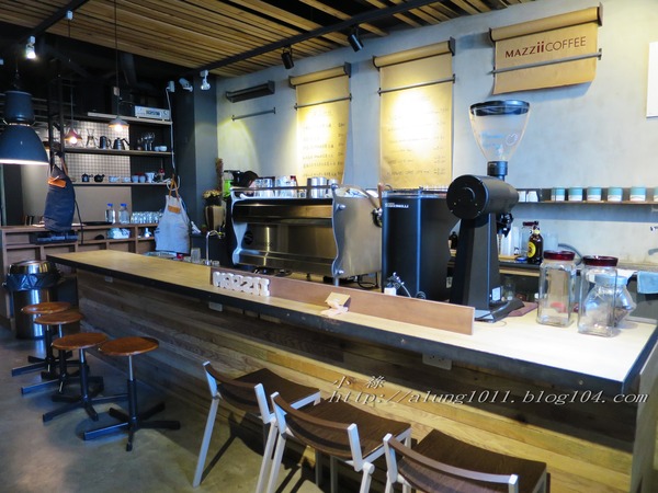 咖啡館+藝文空間的好所在 ..MARS 睦工場