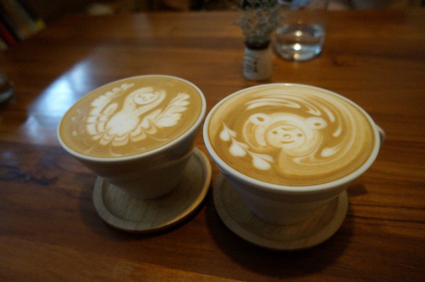 六丁目cafe:療癒系拉花♥ 六丁目 六丁目cafe:療癒系拉花♥ 六丁目