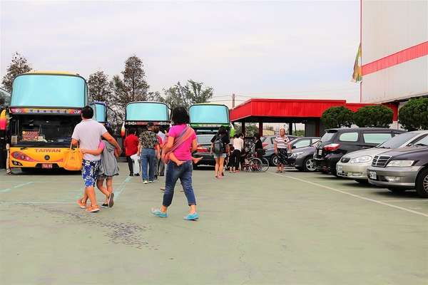 中興糓堡稻米博物館:【彰化埤頭景點】中興穀堡RICE CASTLE~米食營養與無洗米健康新概念,互動裝置趣味十足,品嘗米食大變身