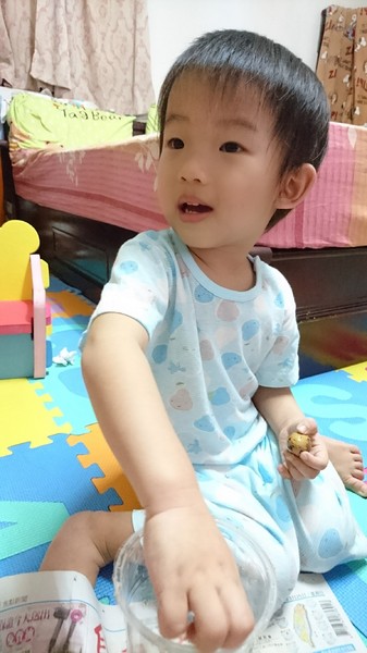 姑姑的茶葉蛋：美食團購~姑姑的茶葉蛋~平價實在古早味美食~好吃又涮嘴~