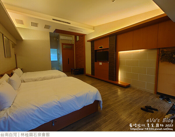 【台南住宿】林桂園石泉會館(寵物友善溫泉會館)，獨房獨戶環境舒適寧靜很有渡假氣氛，顏色如泥水的泥漿溫泉