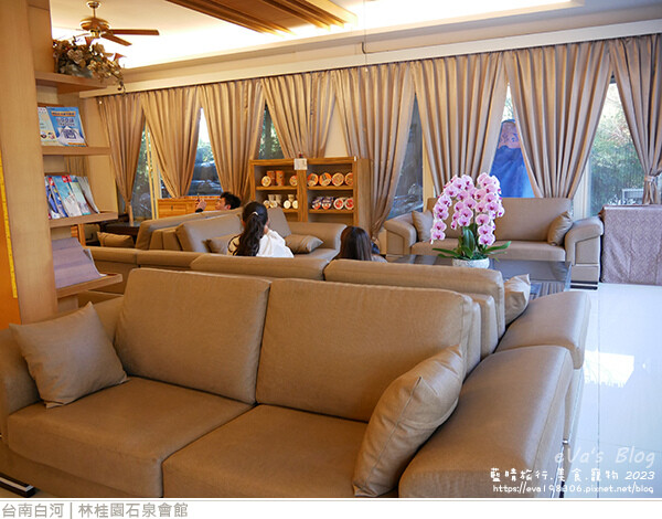 【台南住宿】林桂園石泉會館(寵物友善溫泉會館)，獨房獨戶環境舒適寧靜很有渡假氣氛，顏色如泥水的泥漿溫泉