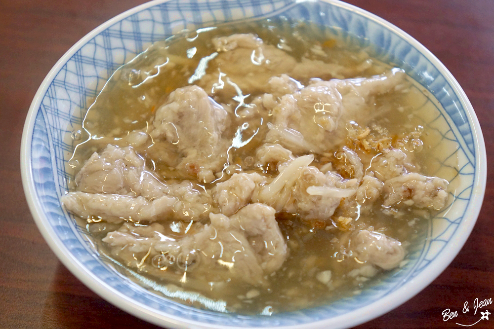 宜蘭蒜味肉焿(五女兒的店)~北門蒜味傳承,附設停車場超方便!在地人最愛的美味